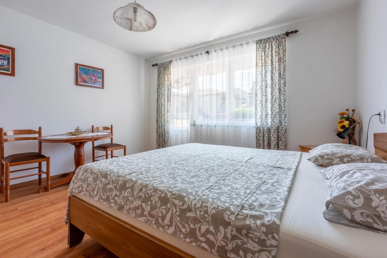 Apartments Ratko 卓得诺沃 外观 照片