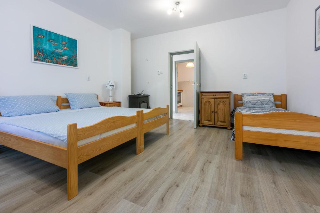 Apartments Ratko 卓得诺沃 外观 照片