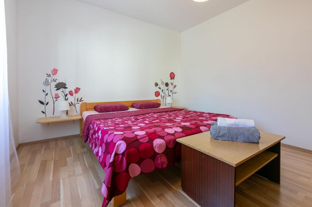 Apartments Ratko 卓得诺沃 外观 照片